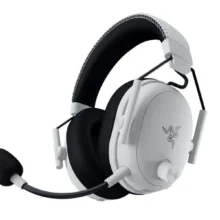 Casti wireless Razer Blackshark V3 Pro - alb - micrfon uni - directional - izolare fonică activă - sistem sunet 7.1
