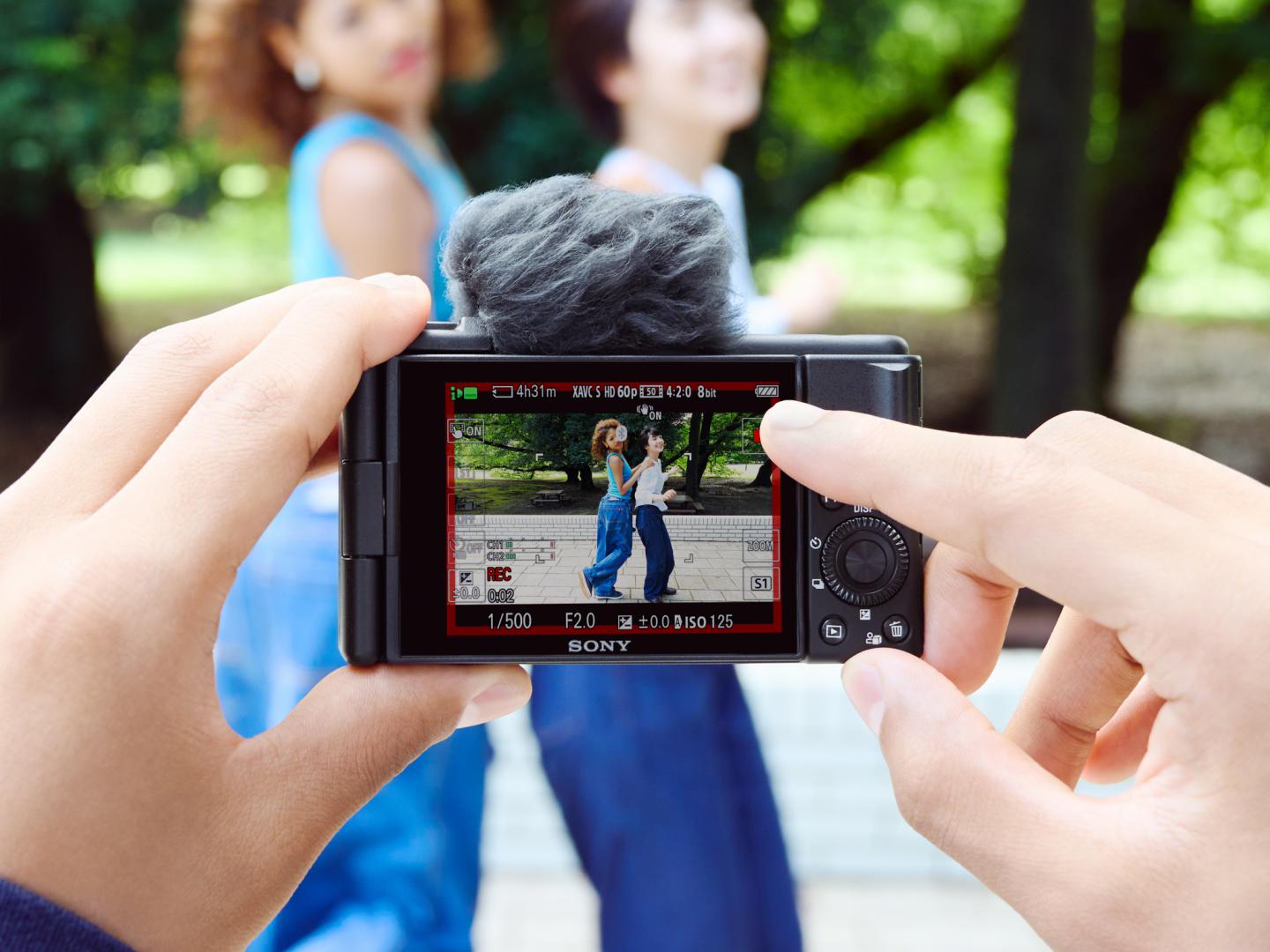 SONY Compact dedicata pentru vlogging ZV-1F 20.1MP, 7.6mm, F2 ISO - imagine 6