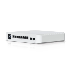 UBIQUITI Switch 8 porturi POE USW-PRO-8-POE-120W, Layer 3, Dimensiuni: 200