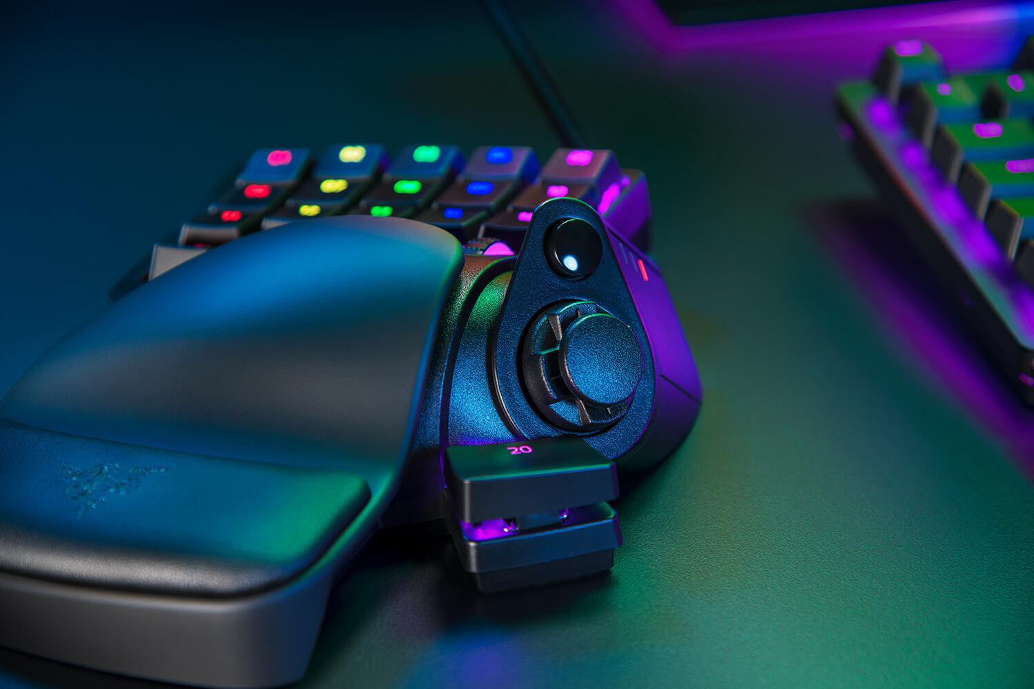 Keypad gaming Razer Tartarus Pro, switch optic analog progresiv, iluminare - imagine 4