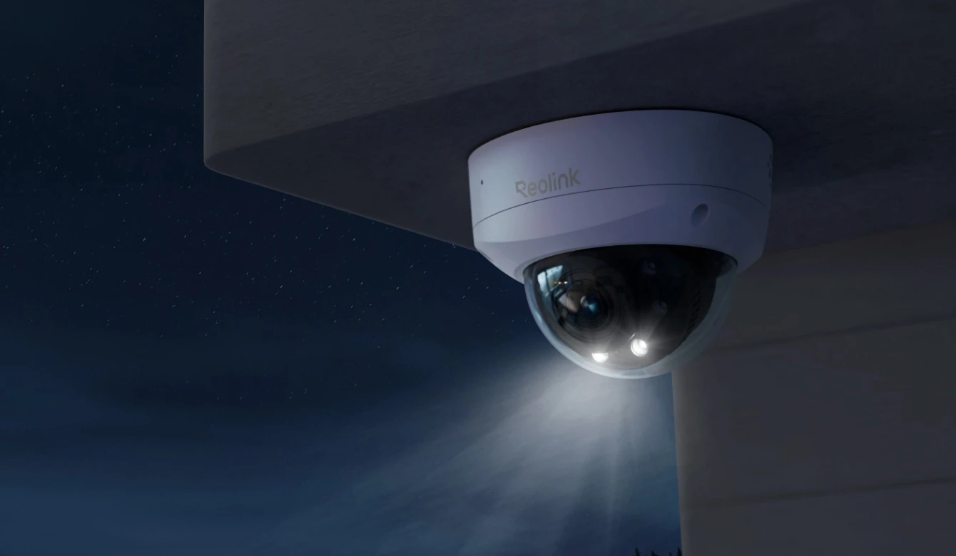 Camera de supraveghere Reolink POE P437 Senzor: 1/2.8"CMOS Rezolutie video: