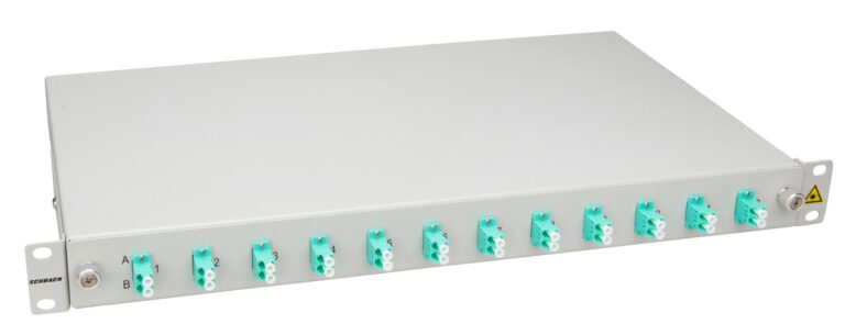 Splicebox, 4 fibre,LC,50/125?m OM3, culisant,19",1UV , ECO