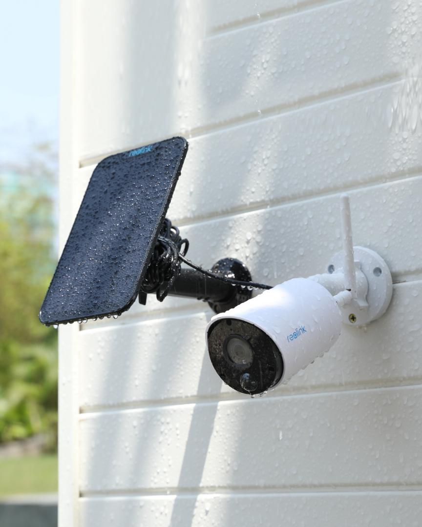 Camera de supraveghere Reolink Argus Eco cu panou solar; B320